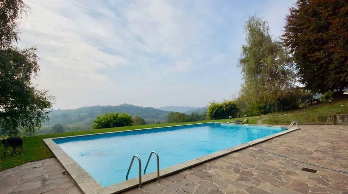 Luxury Villa With Pool And Tennis Court Cavallasca