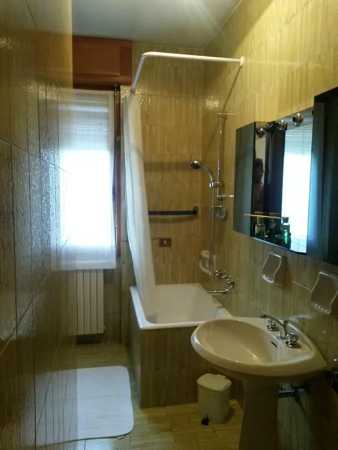 Luxury Villa With Pool And Tennis Court Cavallasca Italy